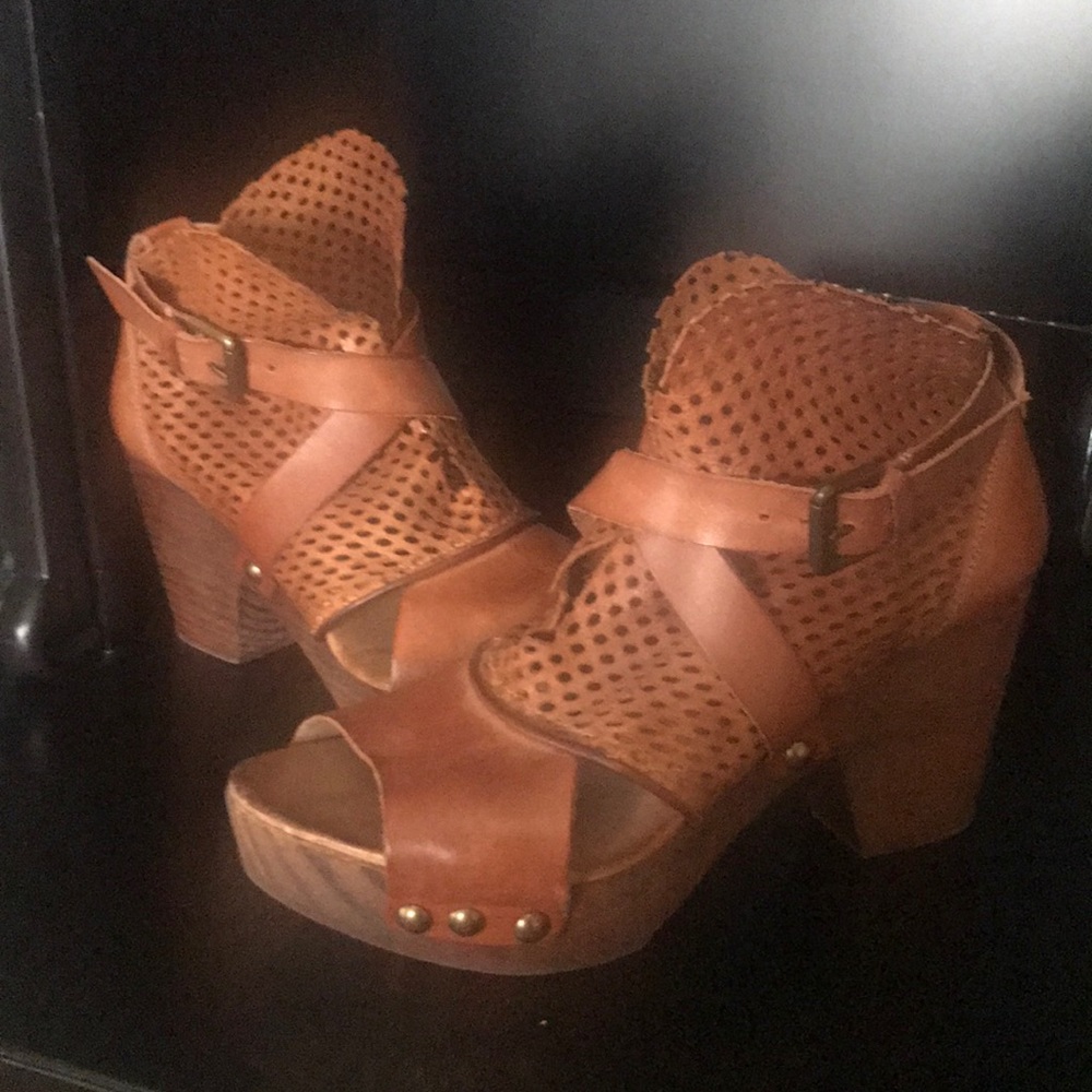 Free people brown clogs